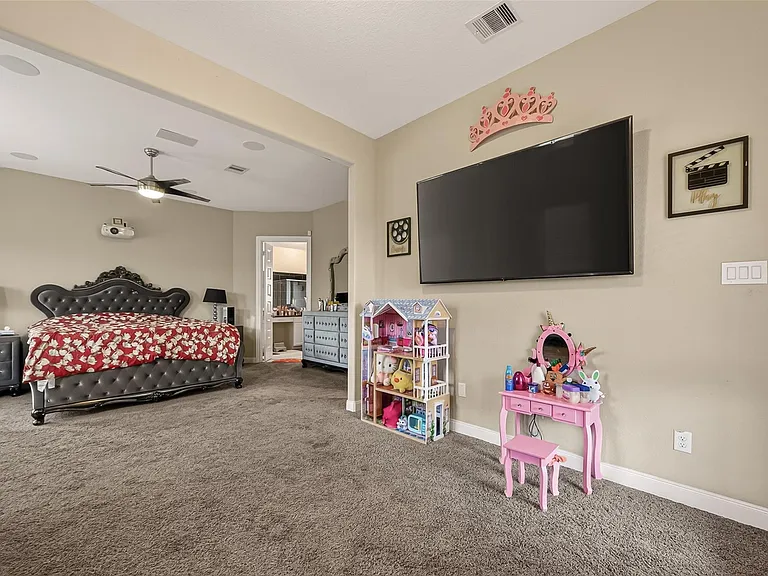 2209 Hidden Meadow Ln — Photo 29