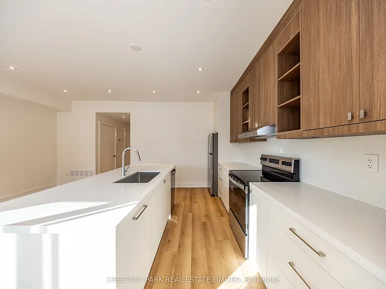 29 Hatherley Rd #B — Photo 17