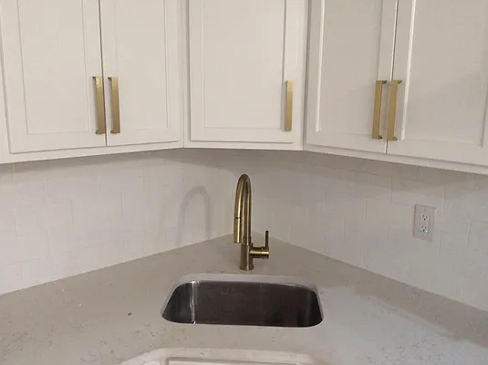 Rented by Peter Jacob, LREB | media 19