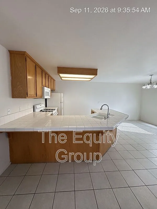 2 bed, 2.0 bath, 1063 sqft, $1,450 — Photo 4