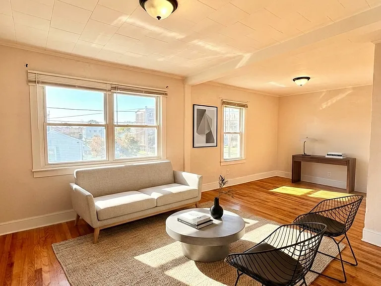 45 Slater St #A — Photo 2