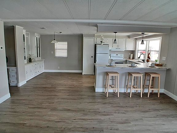 4th image of 664 San Juan Bay #29
