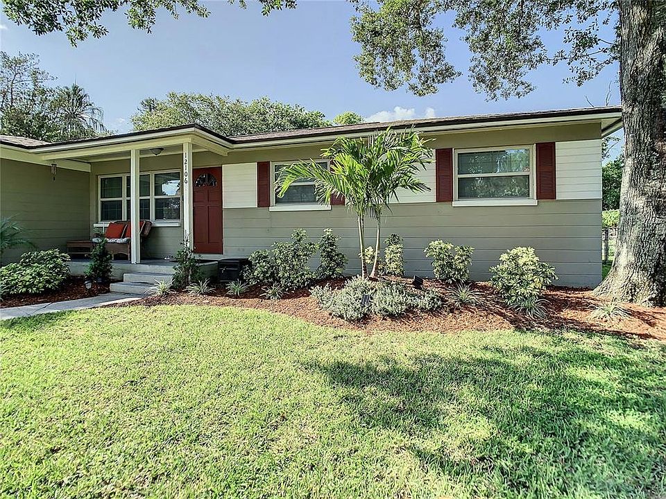 1st image of 12106 Golfside Dr