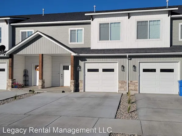 448 S 3 W, Sugar City, ID 83448