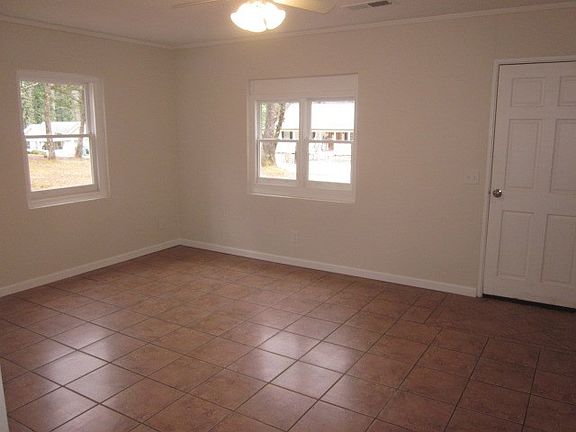 4th image of 84 Rackley Rd