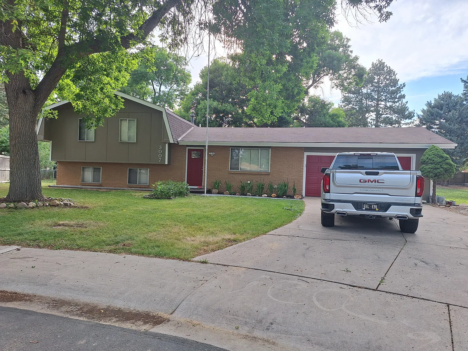 Stover Cir, Fort Collins — Photo 1
