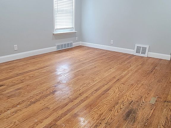 Livingroom view from door entrance