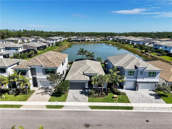 12779 Woodbury DR, ESTERO, FL 33928