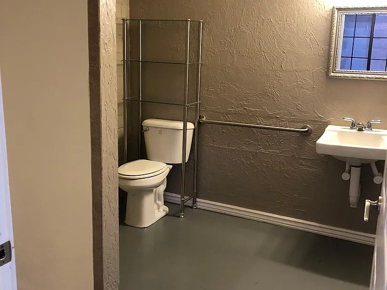 213 N Central Ave #103 — Photo 10