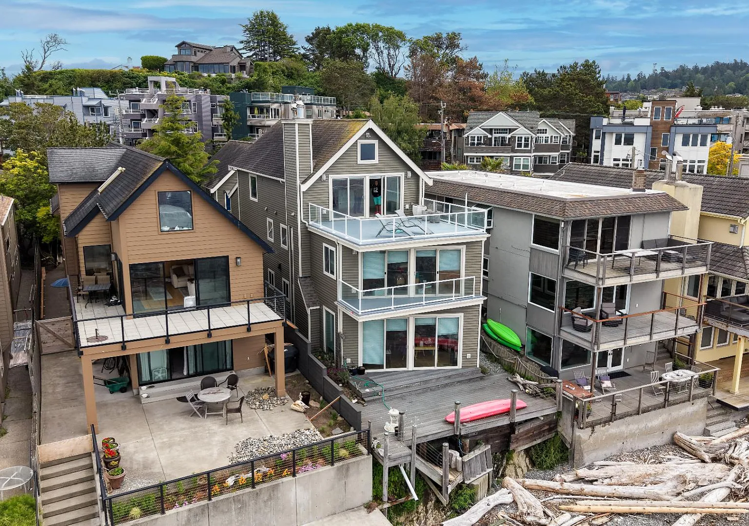 3221 Alki Ave SW — Photo 3