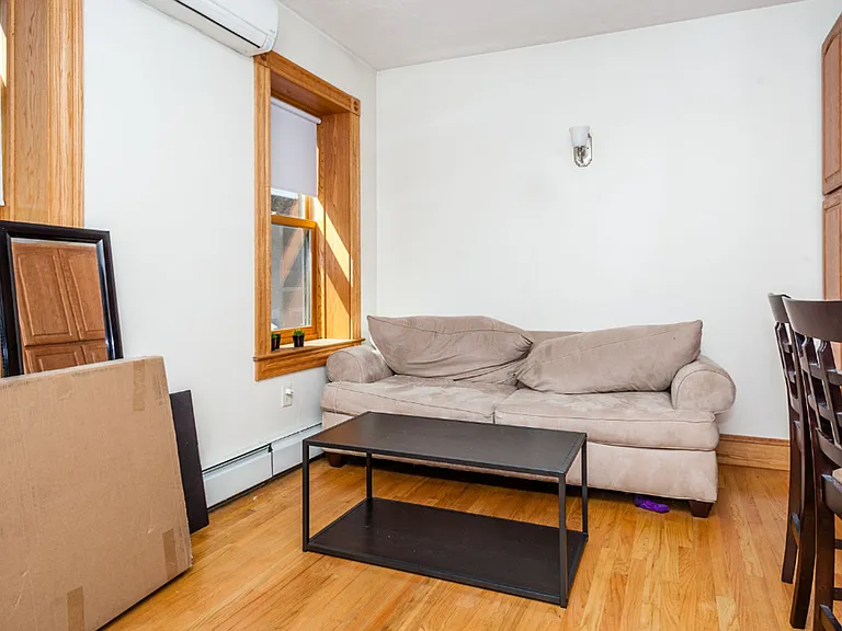 97 Myrtle St #2 — Photo 4