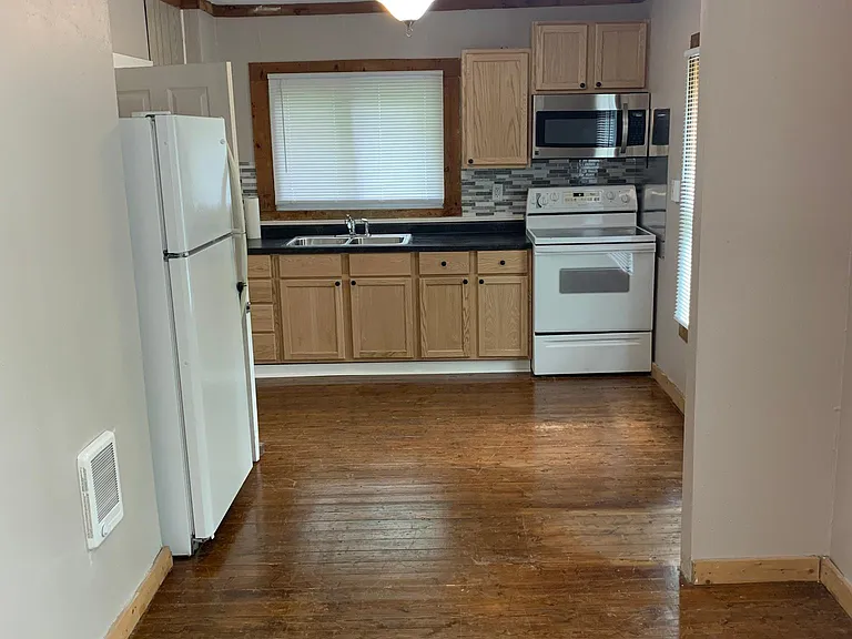 1315 Euler Rd — Photo 4