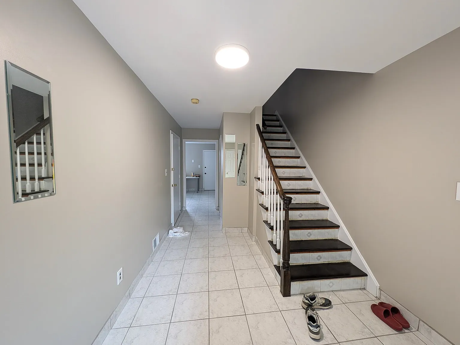 4 bed, 2000 sqft, $4,200 — Photo 3
