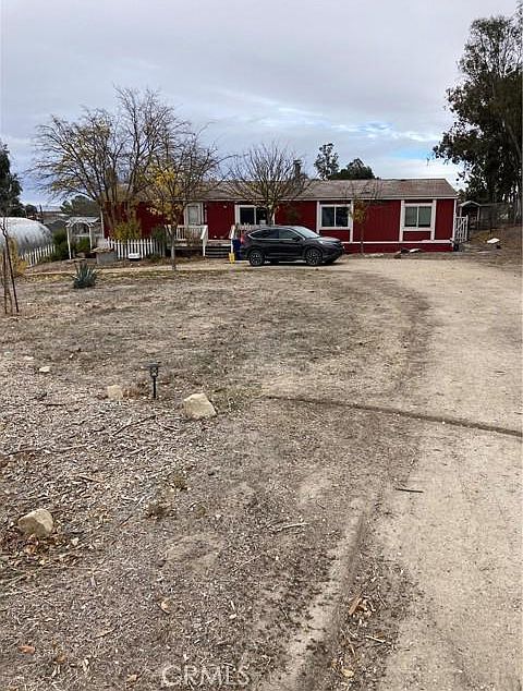 1st image of 4220 Whispering Oak Way