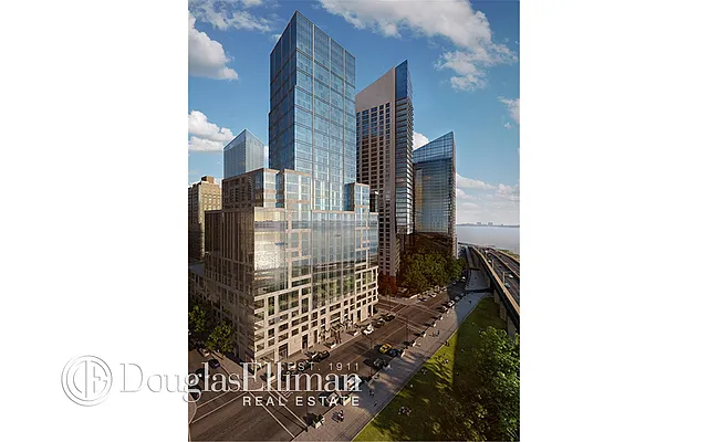 Rented by Isaacs Ganz Real Estate | media 22