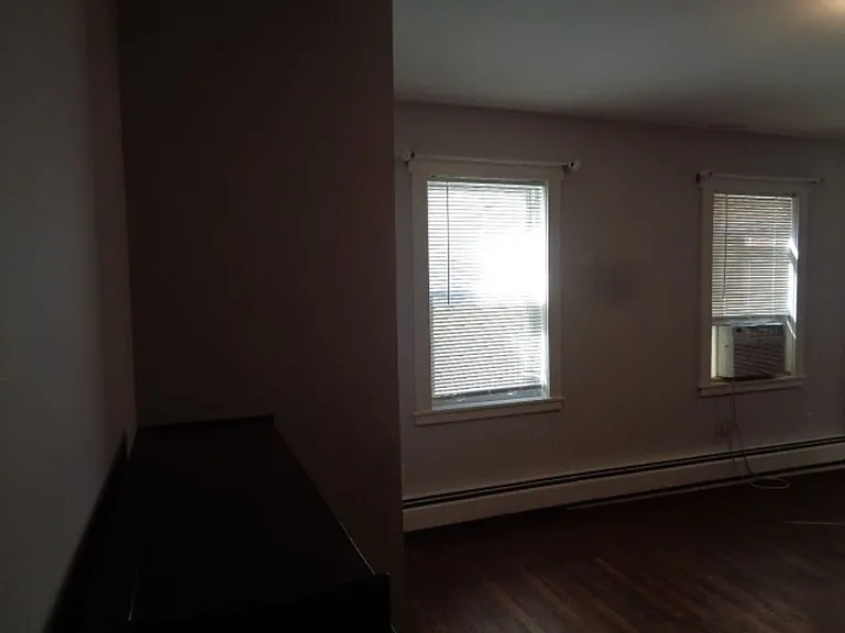 4025 Falls Rd — Photo 5
