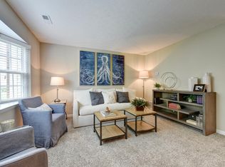 8177 Wildflower Ln, Westerville, OH 43081