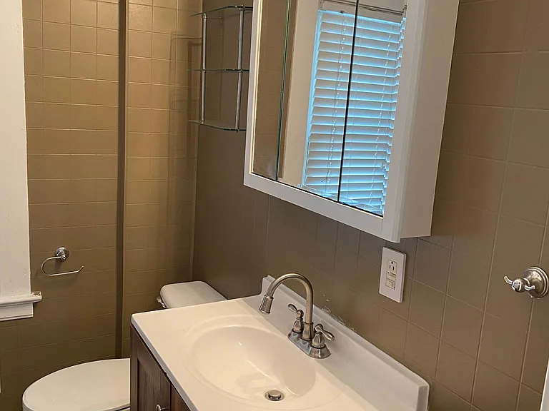 103 S Portland Ave — Photo 15