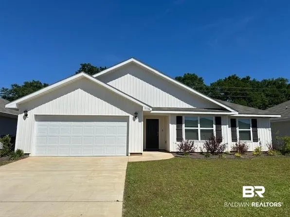 19104 Chipola Dr, Robertsdale, AL 36567