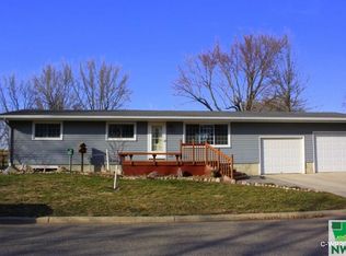 204 W 4th St, Early, IA 50535