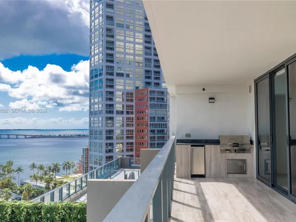 1451 Brickell Ave Unit 1002, Miami, FL 33129