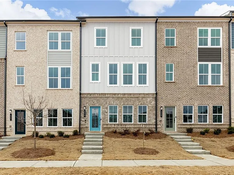 422 Herring Dr — Photo 1