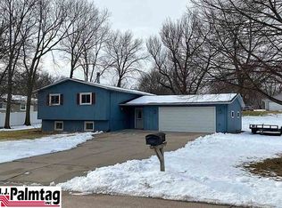 2412 N St, Auburn, NE 68305
