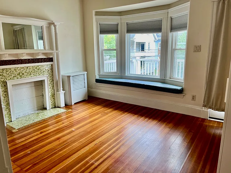 10 Bromfield Rd #2 — Photo 10
