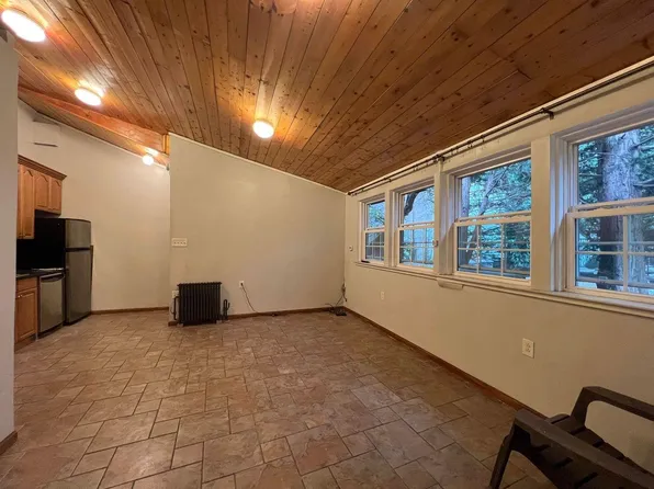 334 Paterson Plank Road image 1 of 20