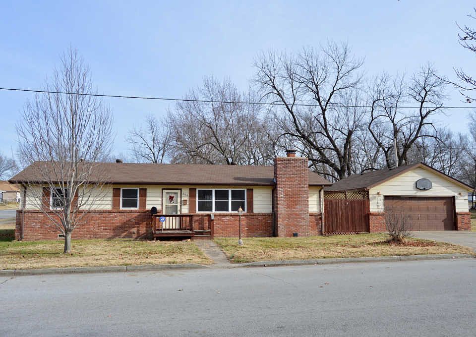 1st image of 509 N Ash St