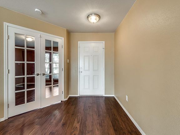 3rd image of 5109 Blackelm Dr