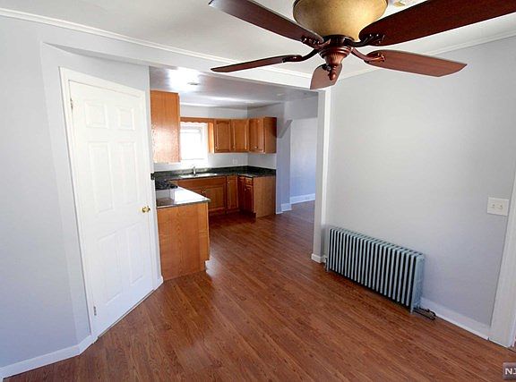2nd image of 40 Whittlesey Ave