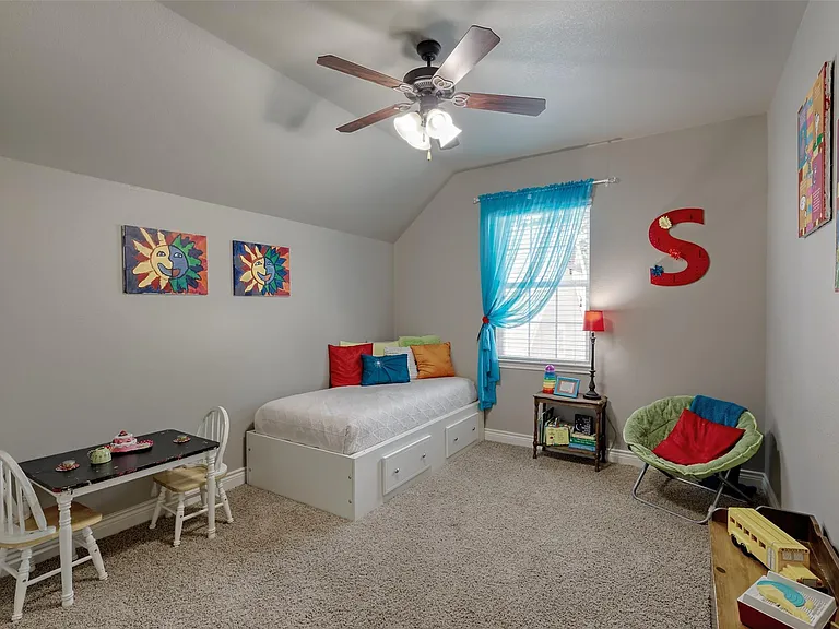 11939 Sagittarius Dr E — Photo 33