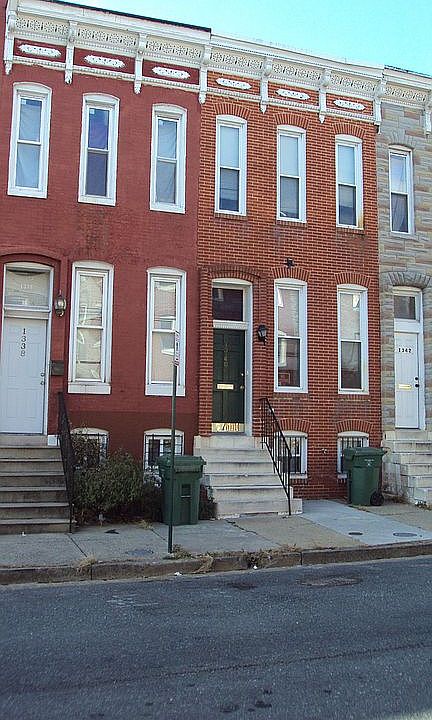 2nd image of 1340 N Carey St