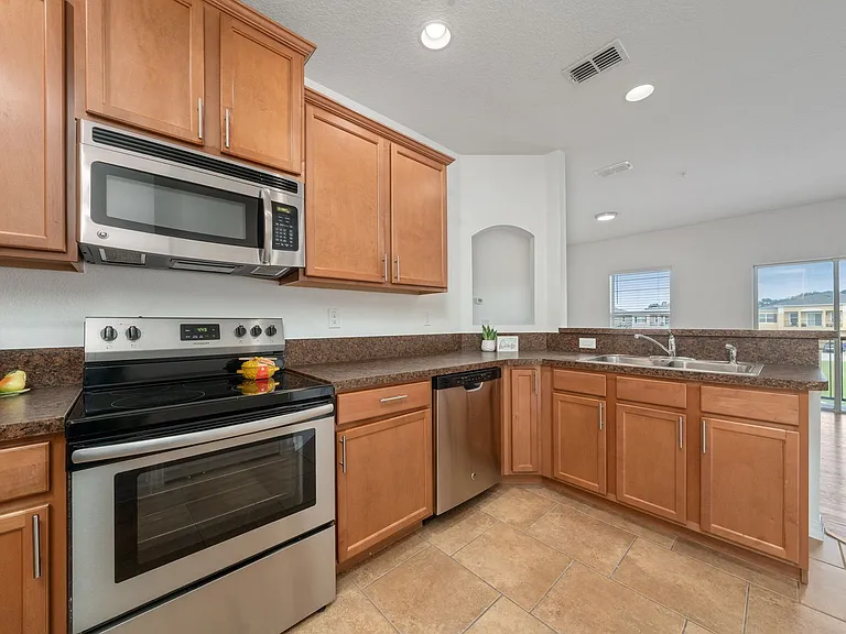 2148 Betsy Ross Ln — Photo 15