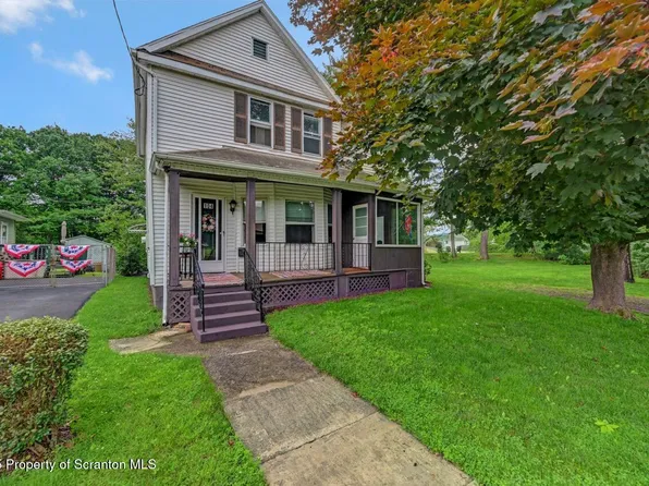104 Sanderson St, Throop, PA 18512