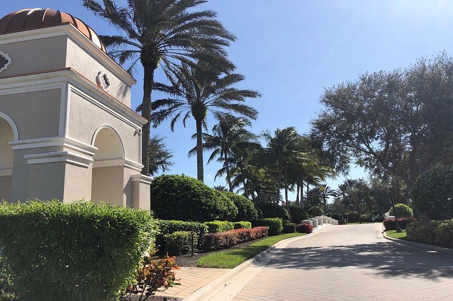 2nd image of 28262 Villagewalk Cir