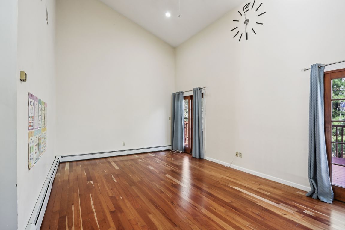 next background image