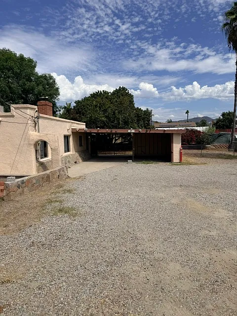 2 bed, 1400 sqft, $3,100 — Photo 2