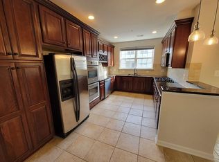 4497 Beacon Grove Cir #4497B, Fairfax, VA 22033