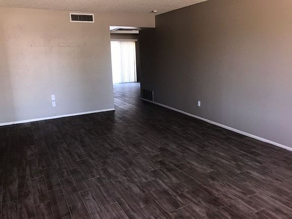 3rd image of 2428 E Pebble Beach Dr