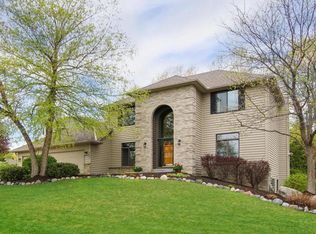 8697 Blackoaks Ln N, Maple Grove, MN 55311