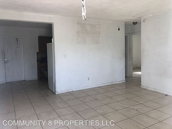 2nd image of 1417 NW 13th Pl