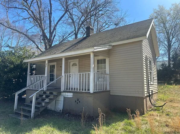 278 Poole St, Woodruff, SC 29388