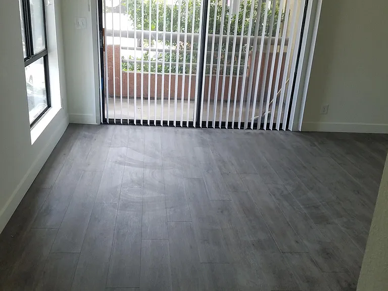 731 S Detroit St #202 — Photo 9