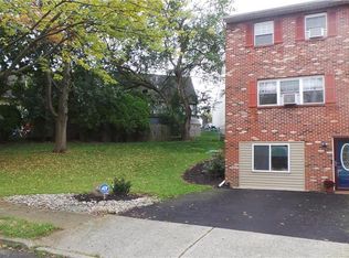 638 S Front St, Allentown, PA 18103
