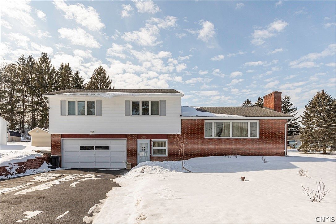 5094 Skyline Dr, Syracuse, NY 13215 | Zillow