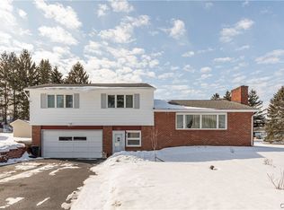 5094 Skyline Dr, Syracuse, NY 13215
