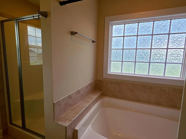 406 Tyrrell Trl — Photo 27