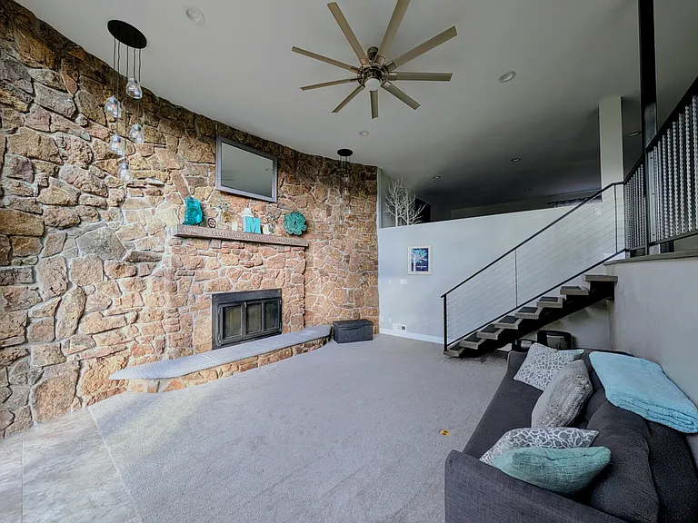 77 Whispering Pines Cir — Photo 19